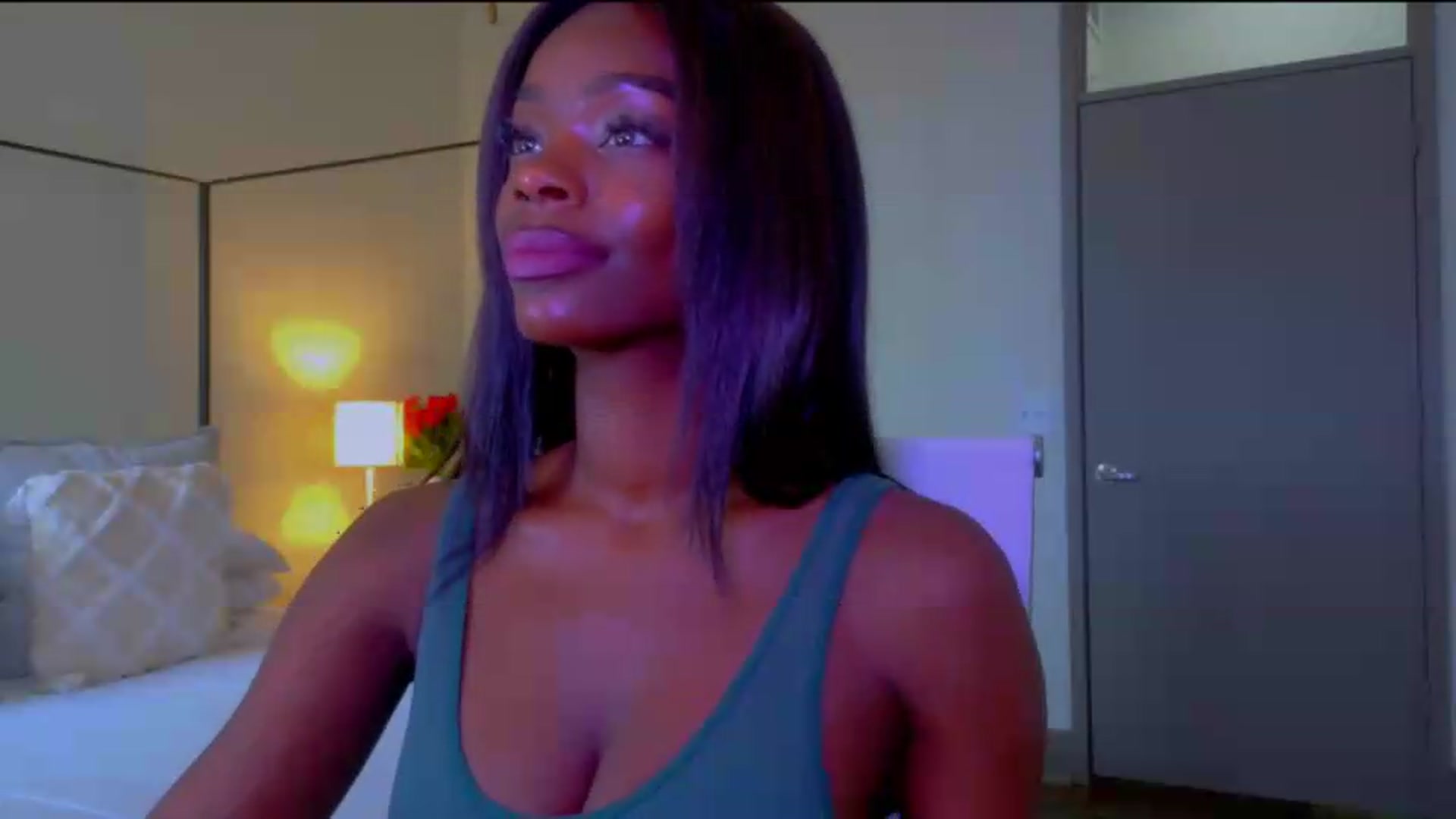 Gallery image thumbnail from Zadira's myfreecams stream on, 06/19/2026, 17:38 image 6 of 20