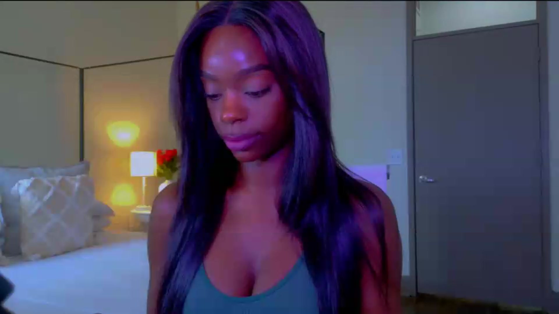 Gallery image thumbnail from Zadira's myfreecams stream on, 06/19/2026, 18:42 image 4 of 20