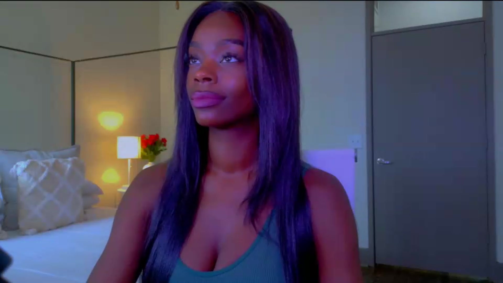Gallery image thumbnail from Zadira's myfreecams stream on, 06/19/2026, 18:42 image 13 of 20