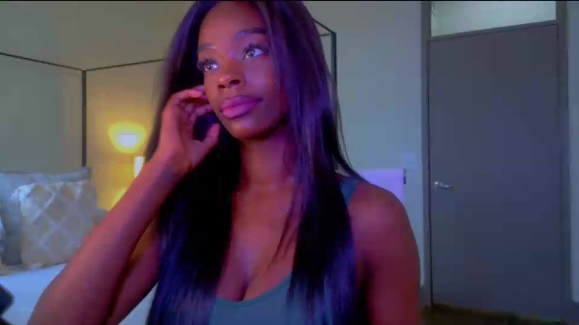 Gallery image thumbnail from Zadira's myfreecams stream on, 06/19/2026, 18:42 image 17 of 20