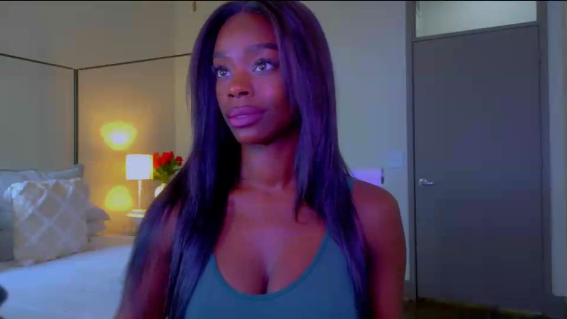 Gallery image thumbnail from Zadira's myfreecams stream on, 06/19/2026, 18:42 image 2 of 20