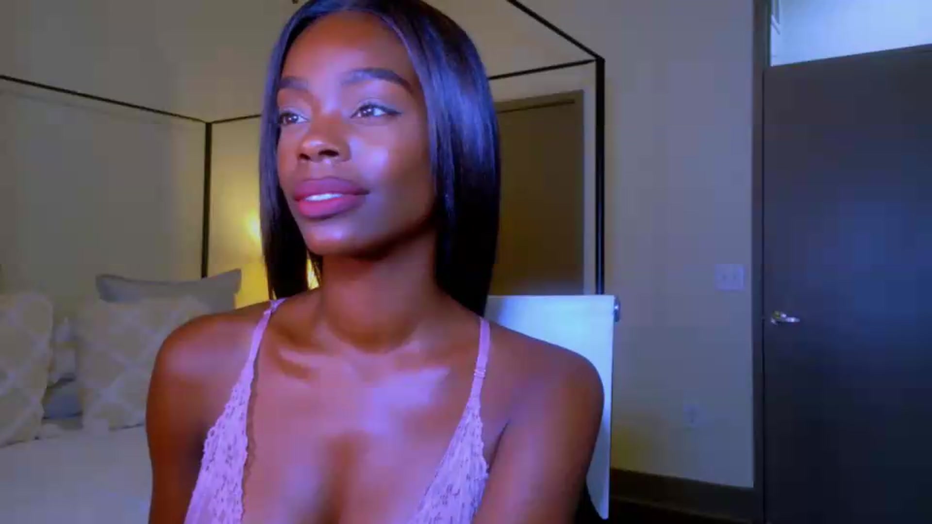 Gallery image thumbnail from Zadira's myfreecams stream on, 06/21/2026, 02:59 image 7 of 20