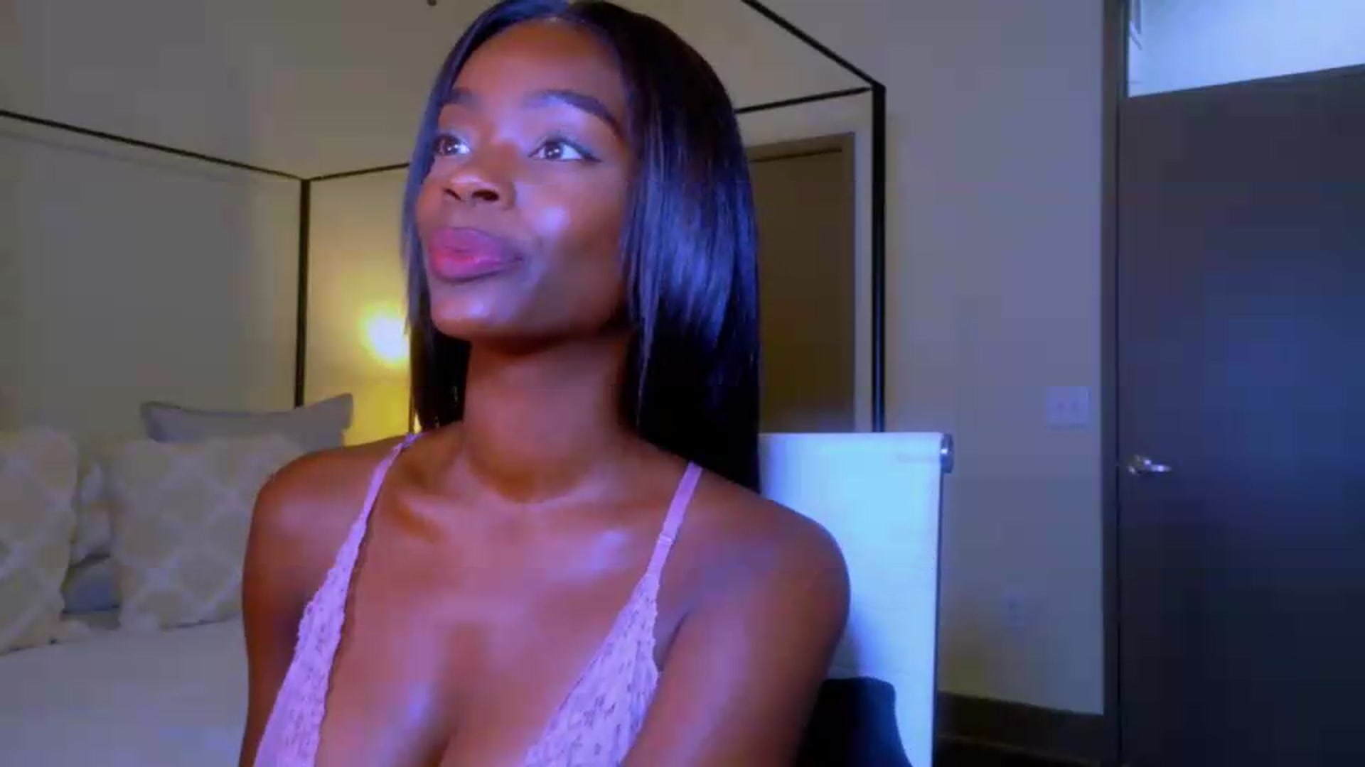 Gallery image thumbnail from Zadira's myfreecams stream on, 06/21/2026, 02:59 image 8 of 20