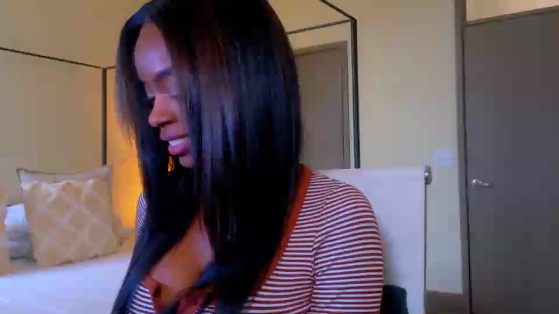 Gallery image thumbnail from Zadira's myfreecams stream on, 06/21/2026, 19:30 image 1 of 20