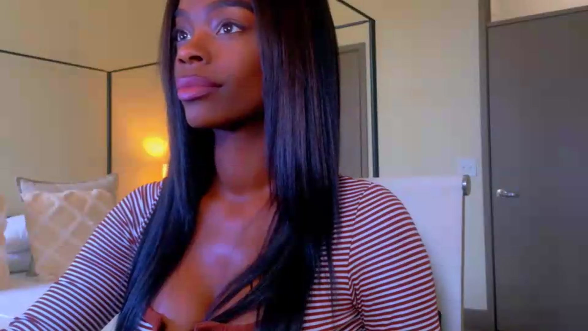 Gallery image thumbnail from Zadira's myfreecams stream on, 06/21/2026, 19:30 image 2 of 20