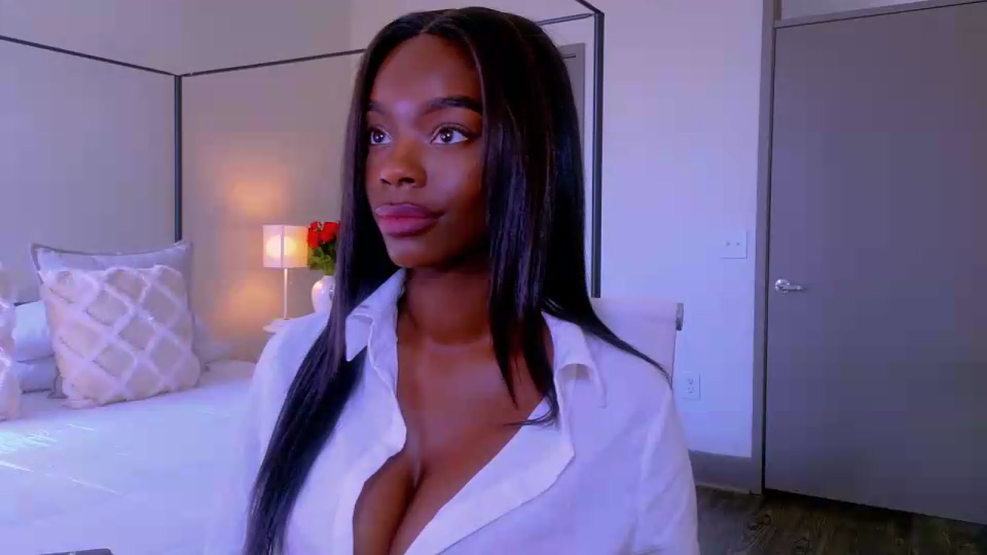 Gallery image thumbnail from Zadira's myfreecams stream on, 06/21/2026, 22:38 image 7 of 20