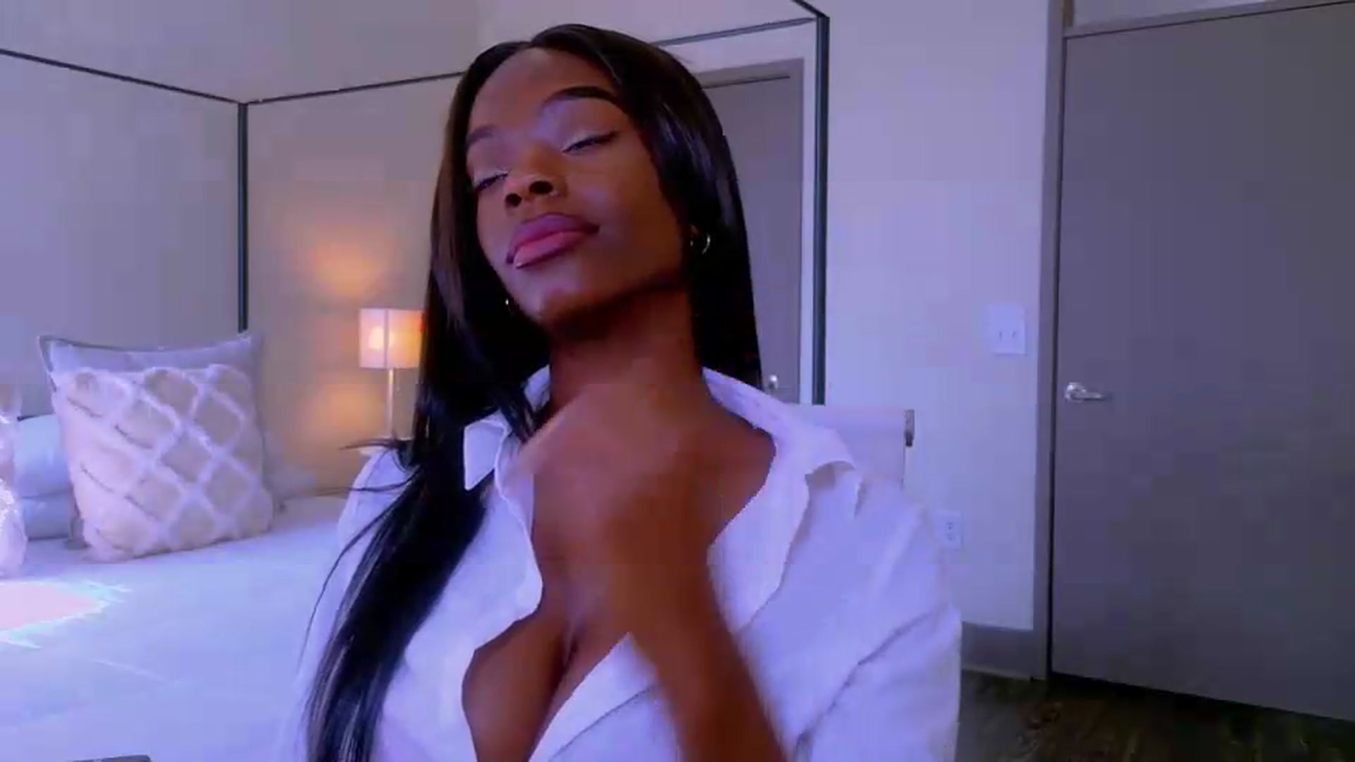 Gallery image thumbnail from Zadira's myfreecams stream on, 06/21/2026, 22:38 image 14 of 20