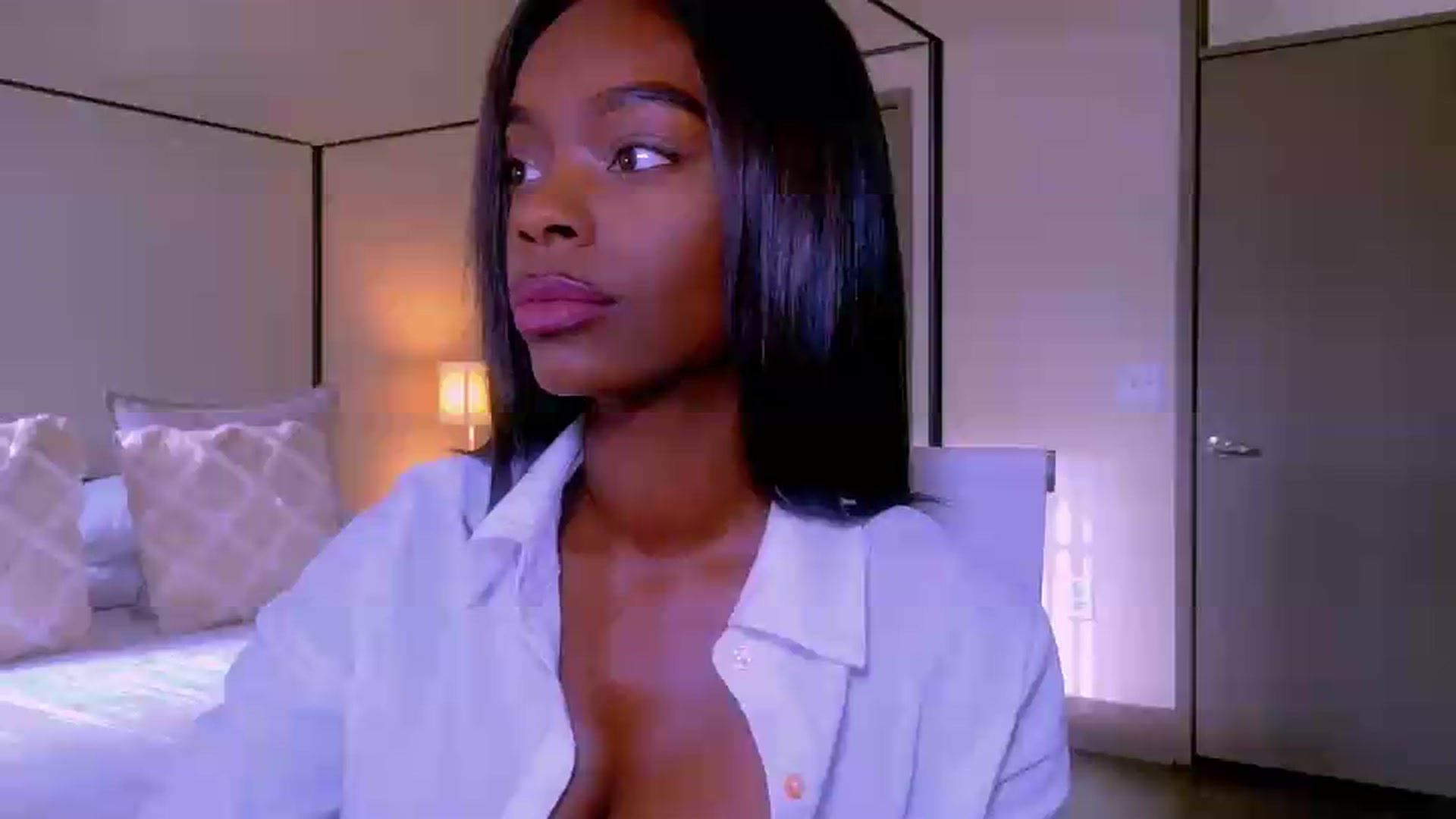 Gallery image thumbnail from Zadira's myfreecams stream on, 06/21/2026, 23:54 image 1 of 20