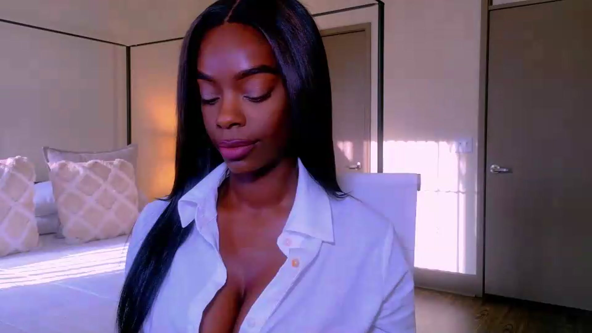 Gallery image thumbnail from Zadira's myfreecams stream on, 06/21/2026, 23:54 image 20 of 20