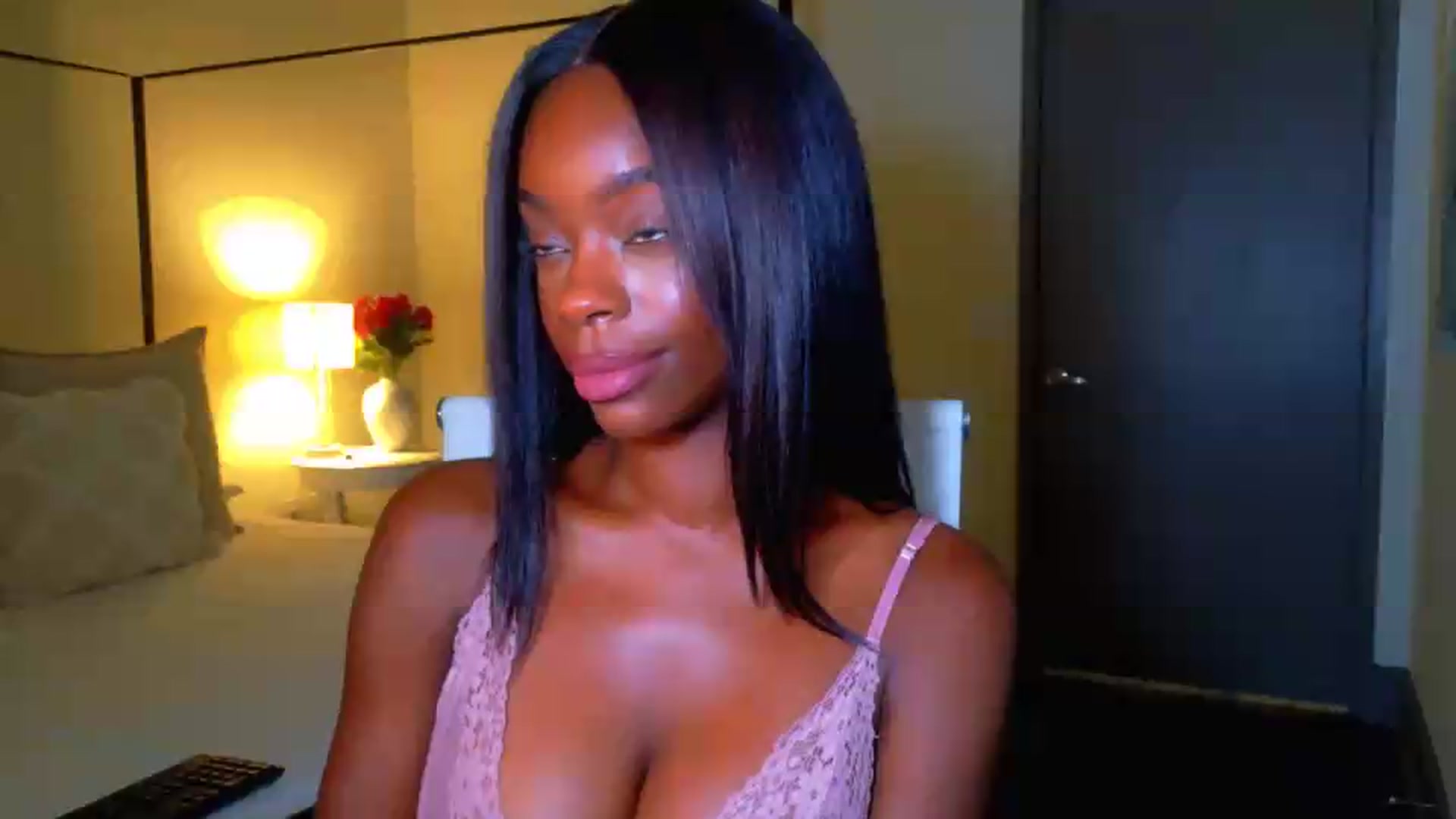 Gallery image thumbnail from Zadira's myfreecams stream on, 06/26/2026, 06:29 image 7 of 20