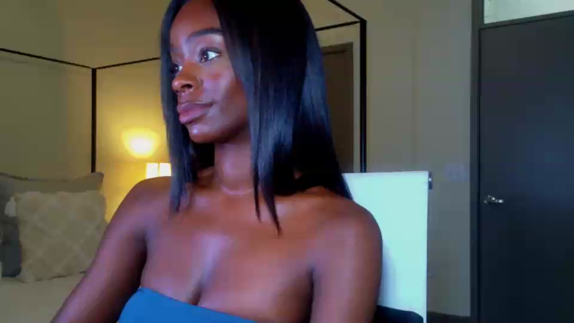 Gallery image thumbnail from Zadira's myfreecams stream on, 06/27/2026, 01:21 image 15 of 20