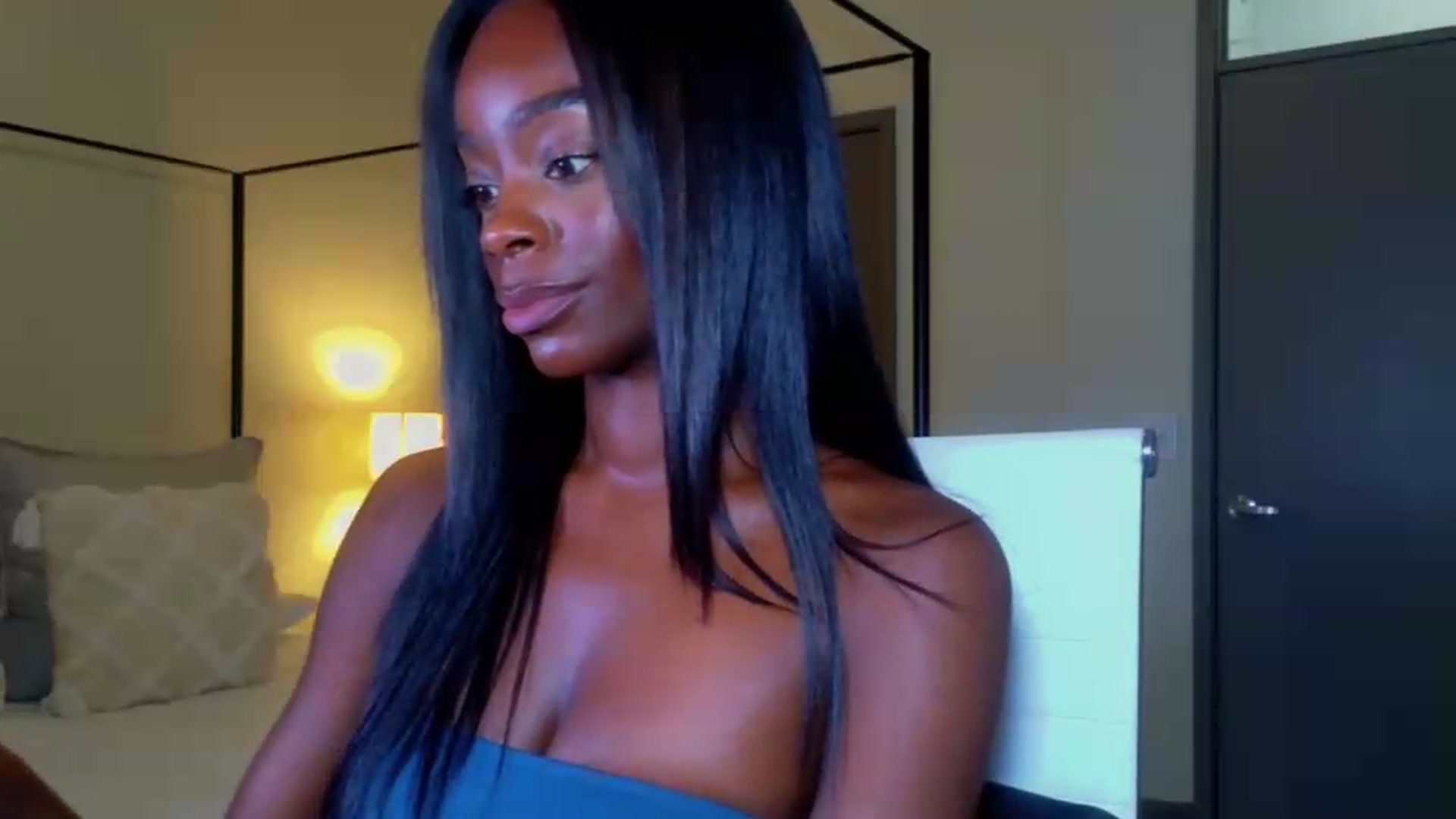 Gallery image thumbnail from Zadira's myfreecams stream on, 06/27/2026, 01:21 image 10 of 20