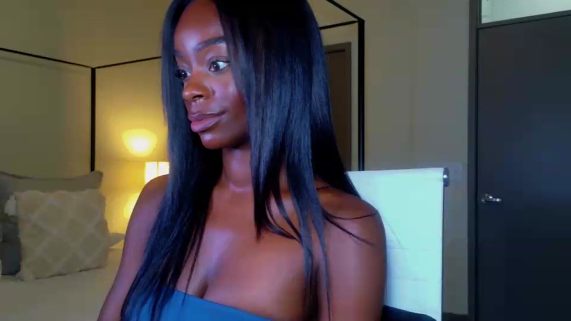 Gallery image thumbnail from Zadira's myfreecams stream on, 06/27/2026, 01:21 image 9 of 20
