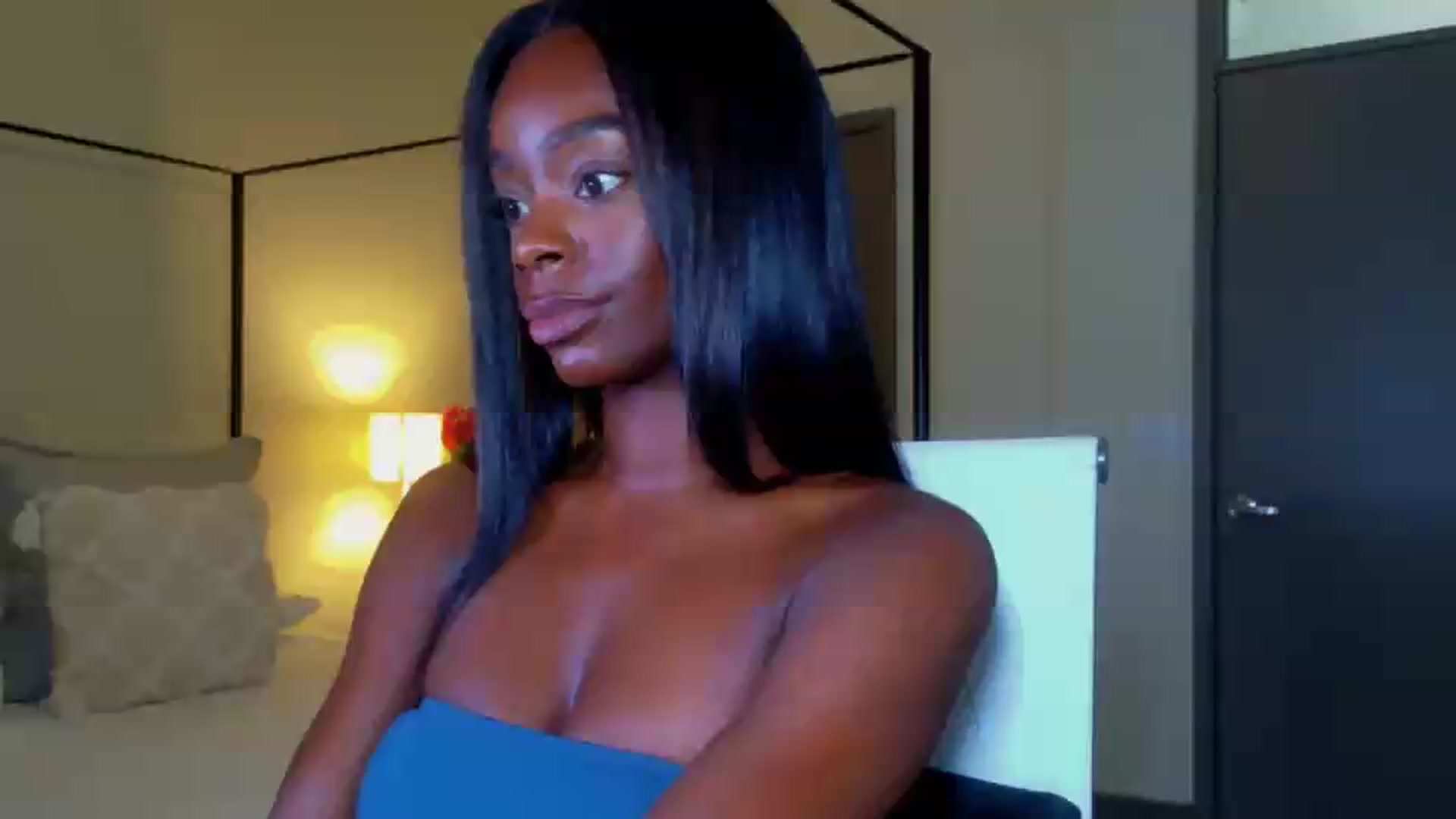 Gallery image thumbnail from Zadira's myfreecams stream on, 06/27/2026, 01:21 image 19 of 20