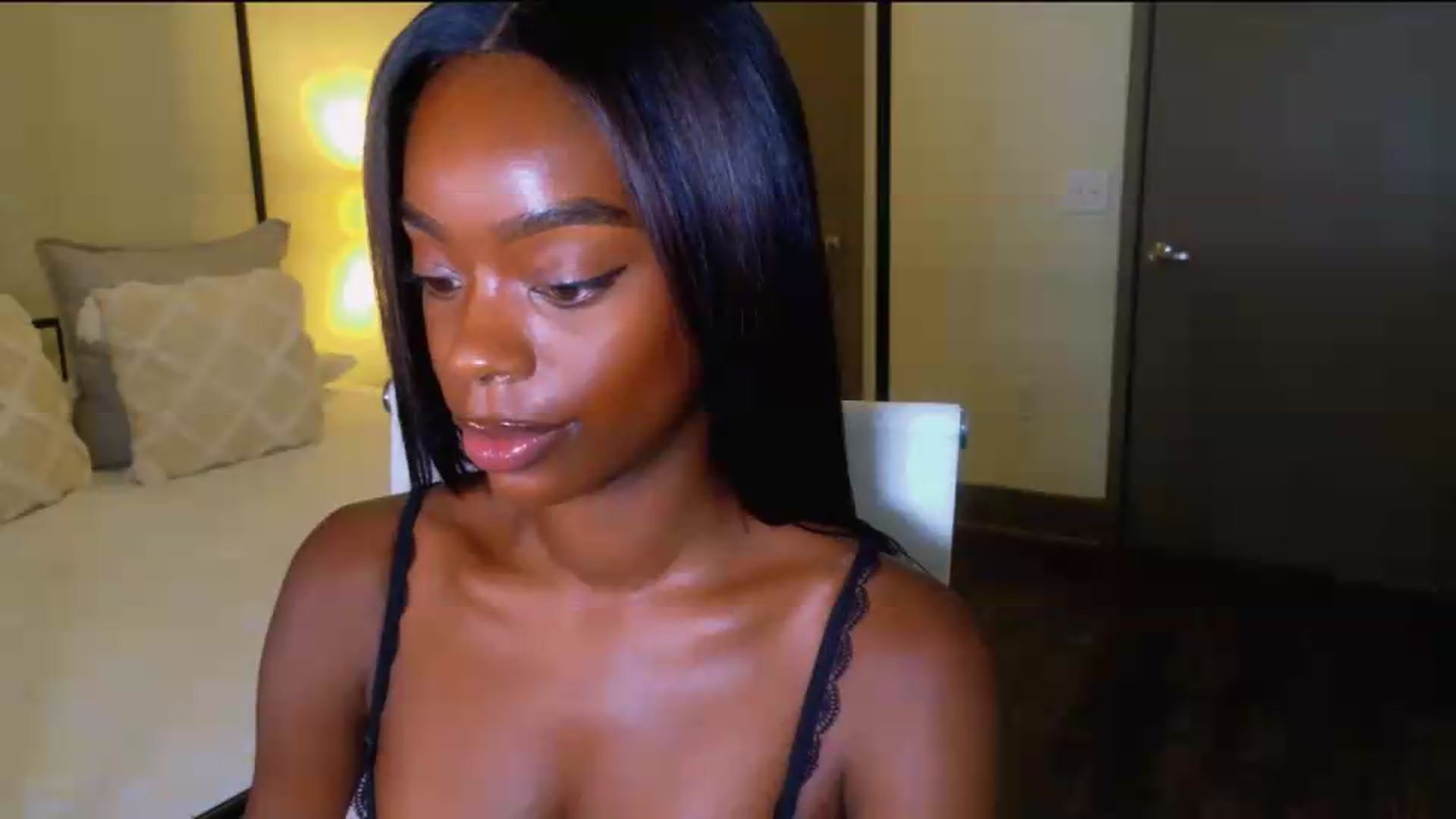 Gallery image thumbnail from Zadira's myfreecams stream on, 06/29/2026, 02:04 image 2 of 20