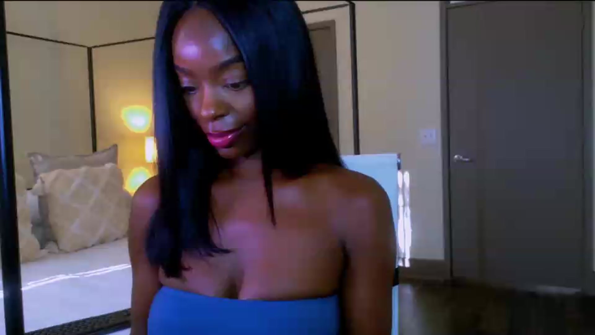 Gallery image thumbnail from Zadira's myfreecams stream on, 07/03/2026, 23:42 image 18 of 20