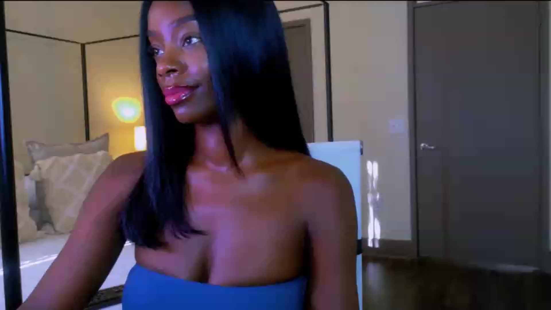 Gallery image thumbnail from Zadira's myfreecams stream on, 07/03/2026, 23:42 image 17 of 20