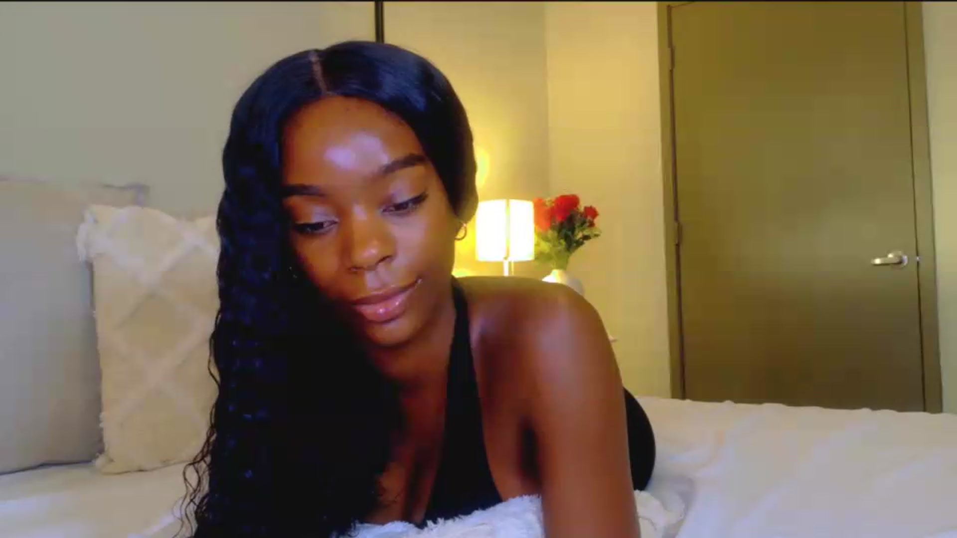 Gallery image thumbnail from Zadira's myfreecams stream on, 07/07/2026, 24:58 image 10 of 20