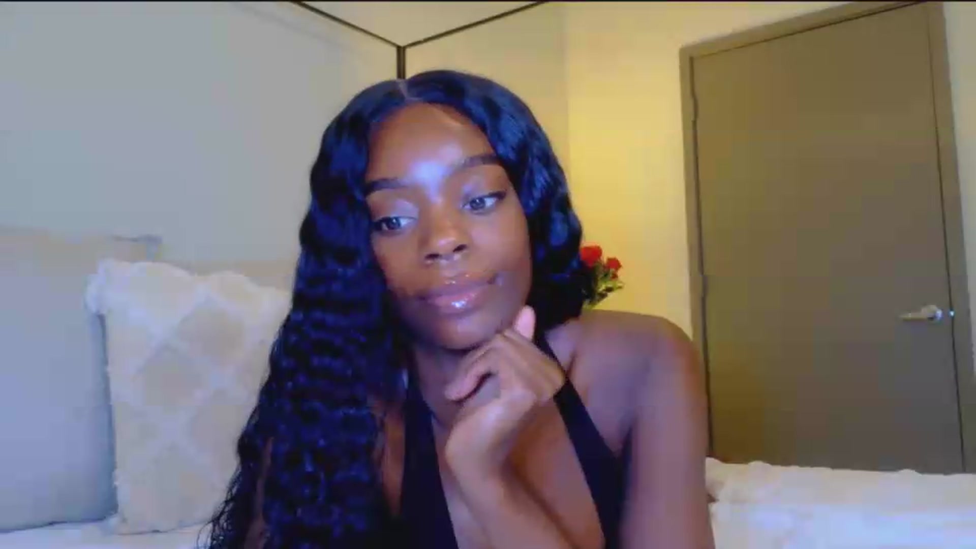 Gallery image thumbnail from Zadira's myfreecams stream on, 07/07/2026, 24:58 image 19 of 20