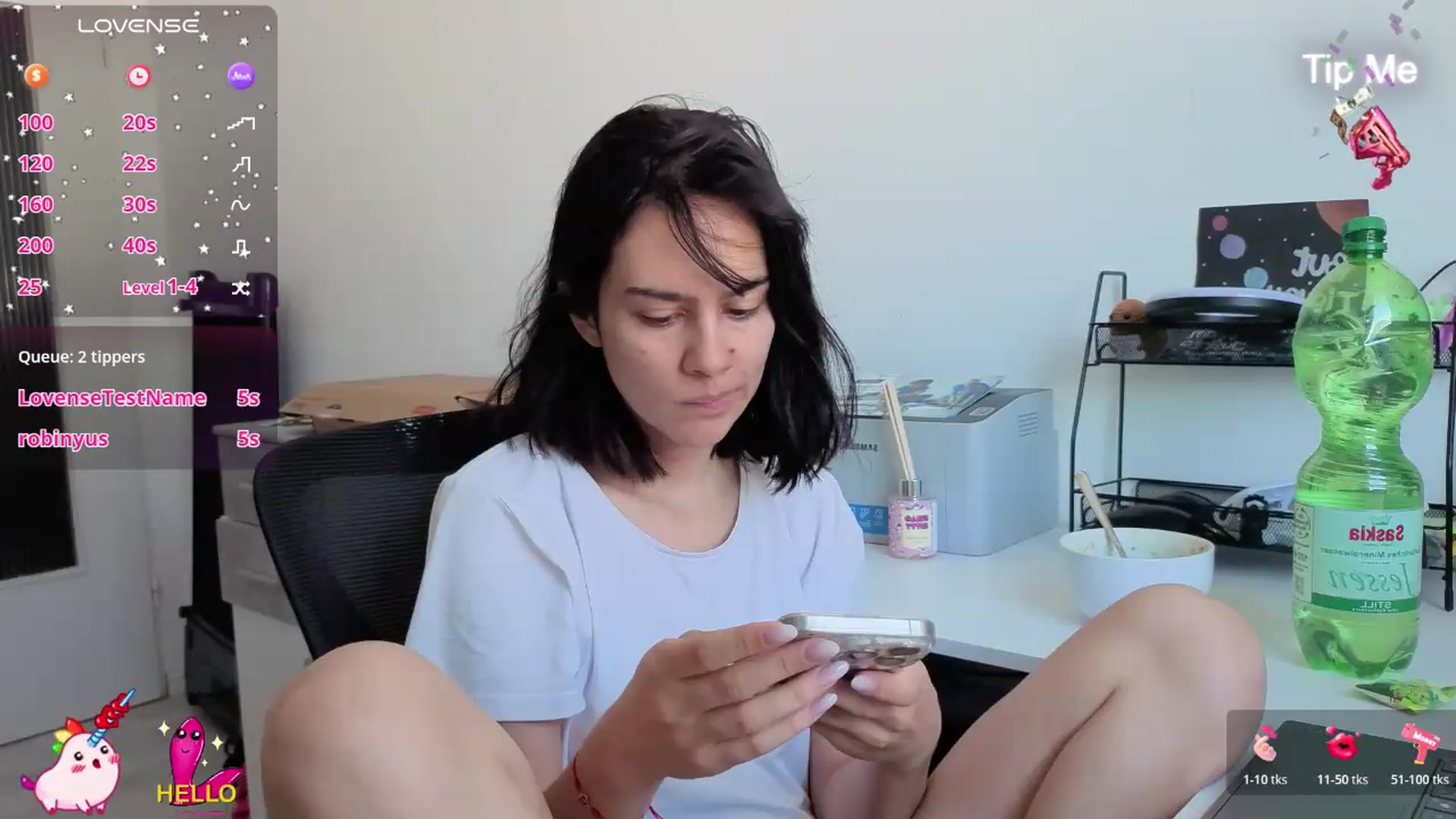 Gallery image thumbnail from Zafiro10's myfreecams stream on, 08/05/2026, 10:04 image 14 of 20
