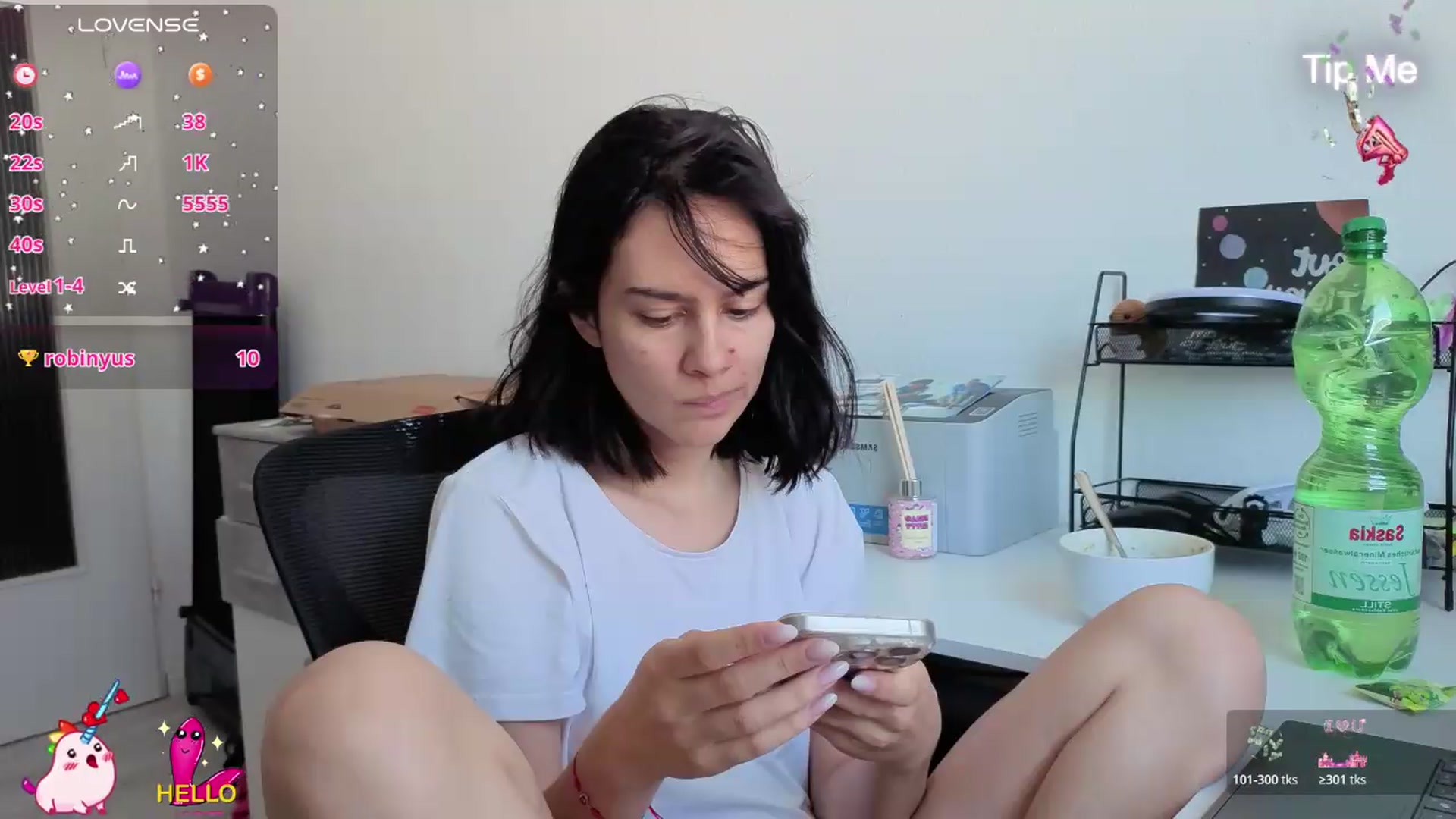 Gallery image thumbnail from Zafiro10's myfreecams stream on, 08/05/2026, 10:04 image 19 of 20