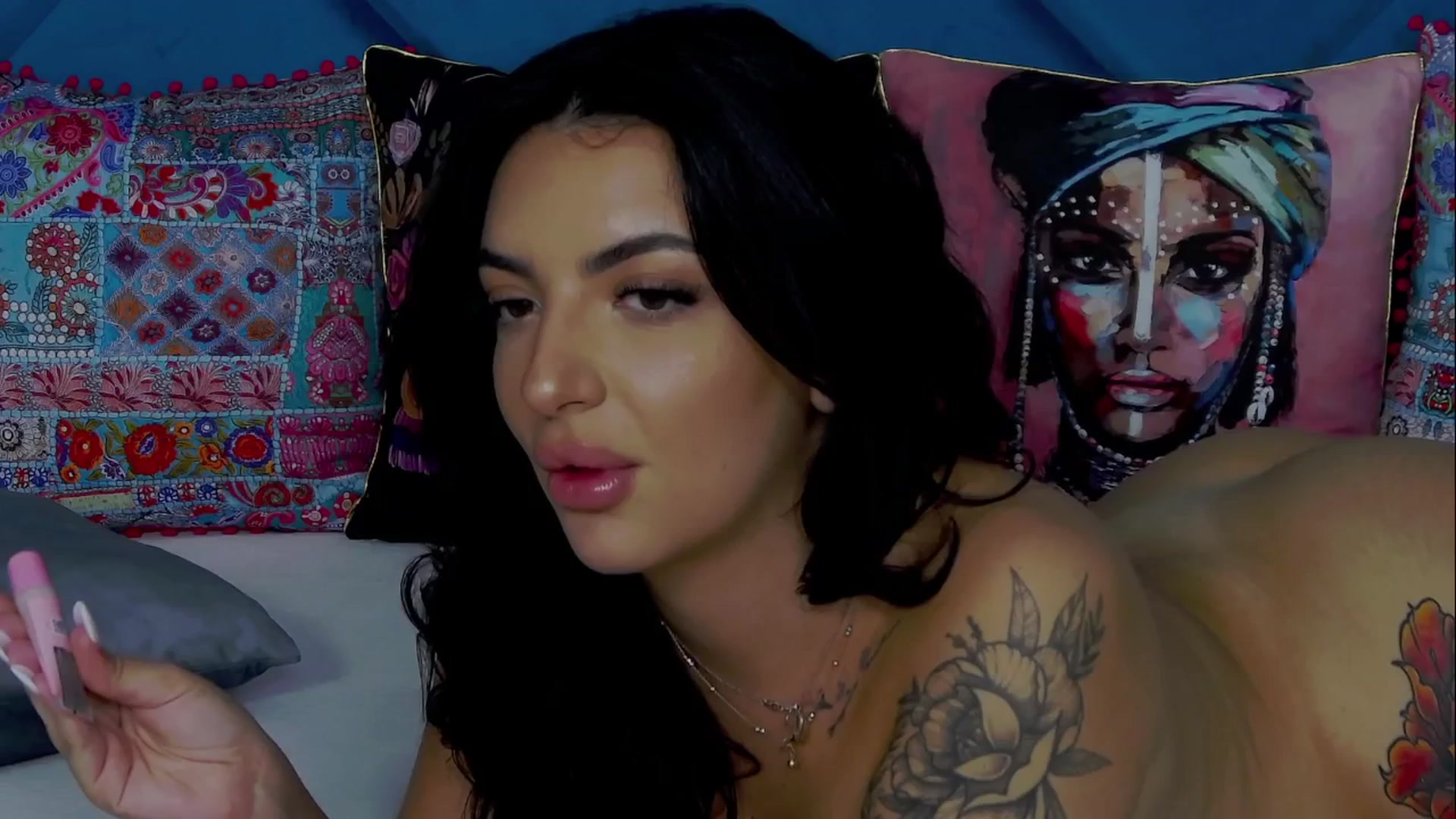 Gallery image thumbnail from Zahra_S's myfreecams stream on, 07/26/2025, 22:38 image 3 of 20