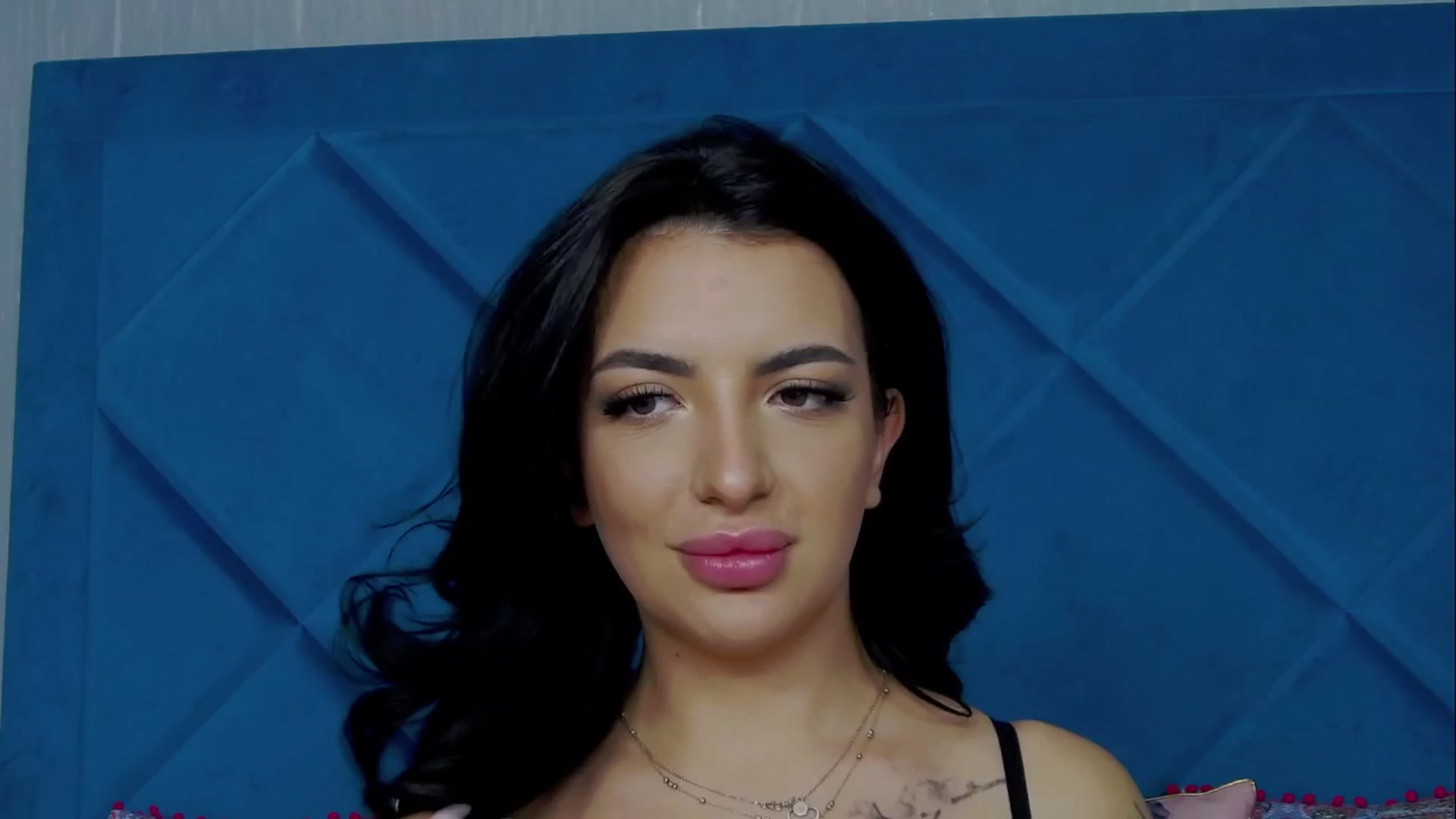 Gallery image thumbnail from Zahra_S's myfreecams stream on, 07/27/2025, 24:58 image 1 of 20
