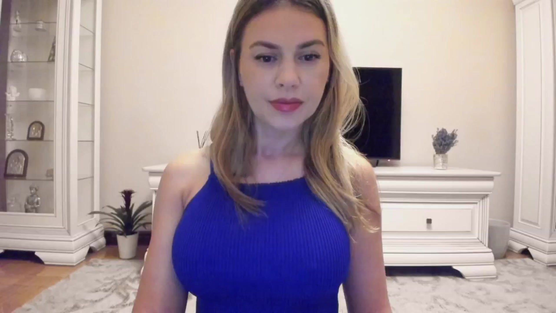 Gallery image thumbnail from Zamioculcas's myfreecams stream on, 07/04/2024, 02:42 image 1 of 20