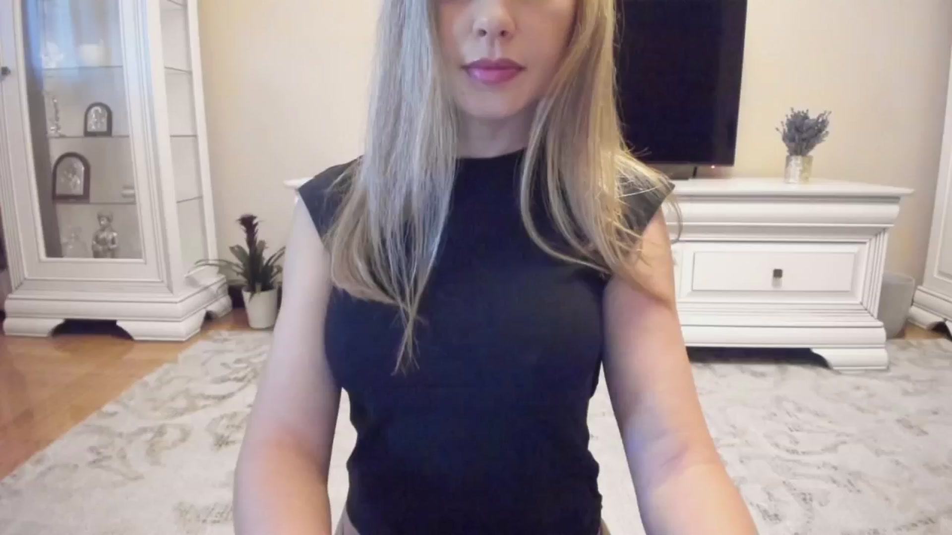 Gallery image thumbnail from Zamioculcas's myfreecams stream on, 07/15/2024, 03:02 image 16 of 20