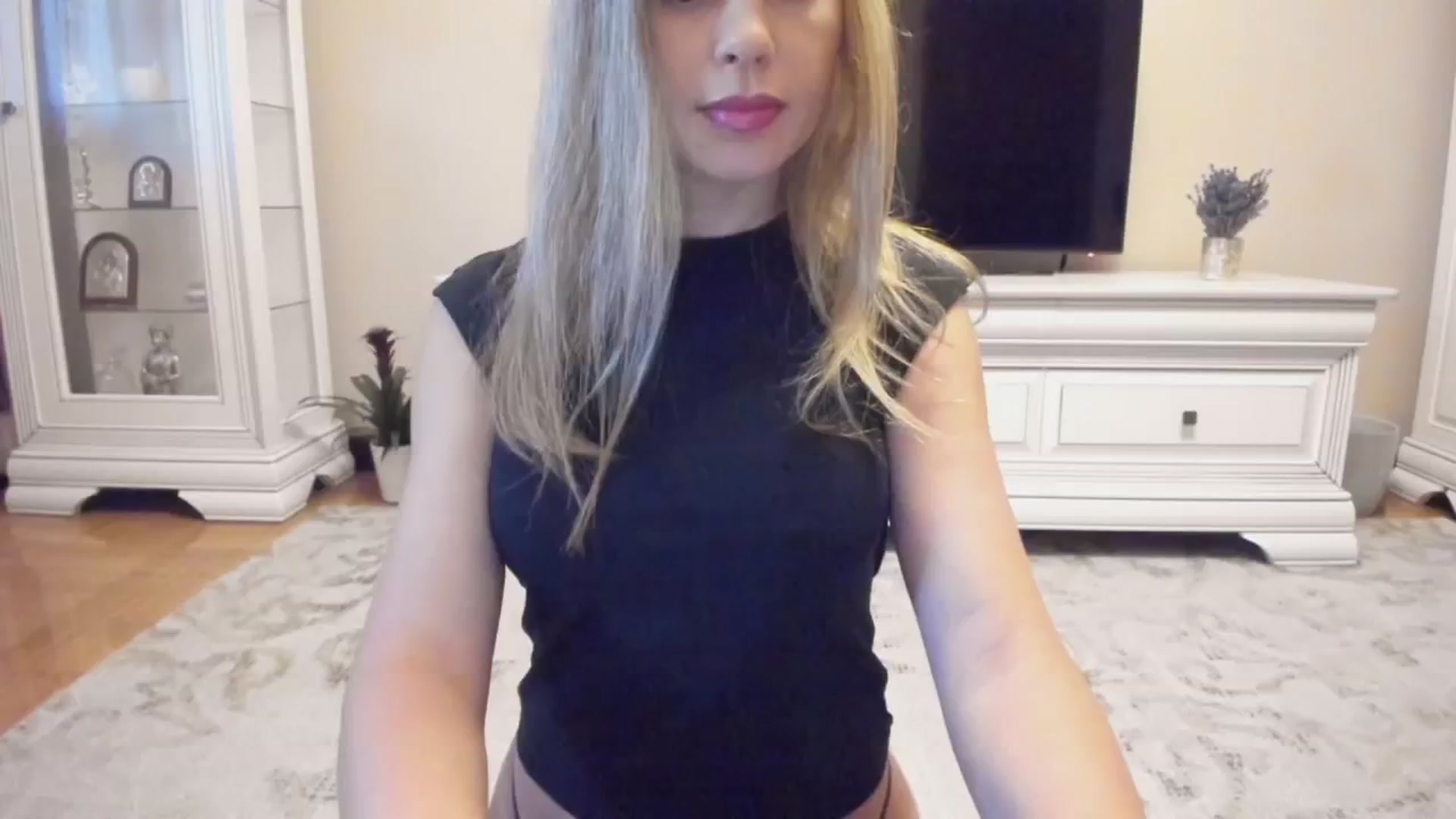 Gallery image thumbnail from Zamioculcas's myfreecams stream on, 07/15/2024, 03:02 image 19 of 20