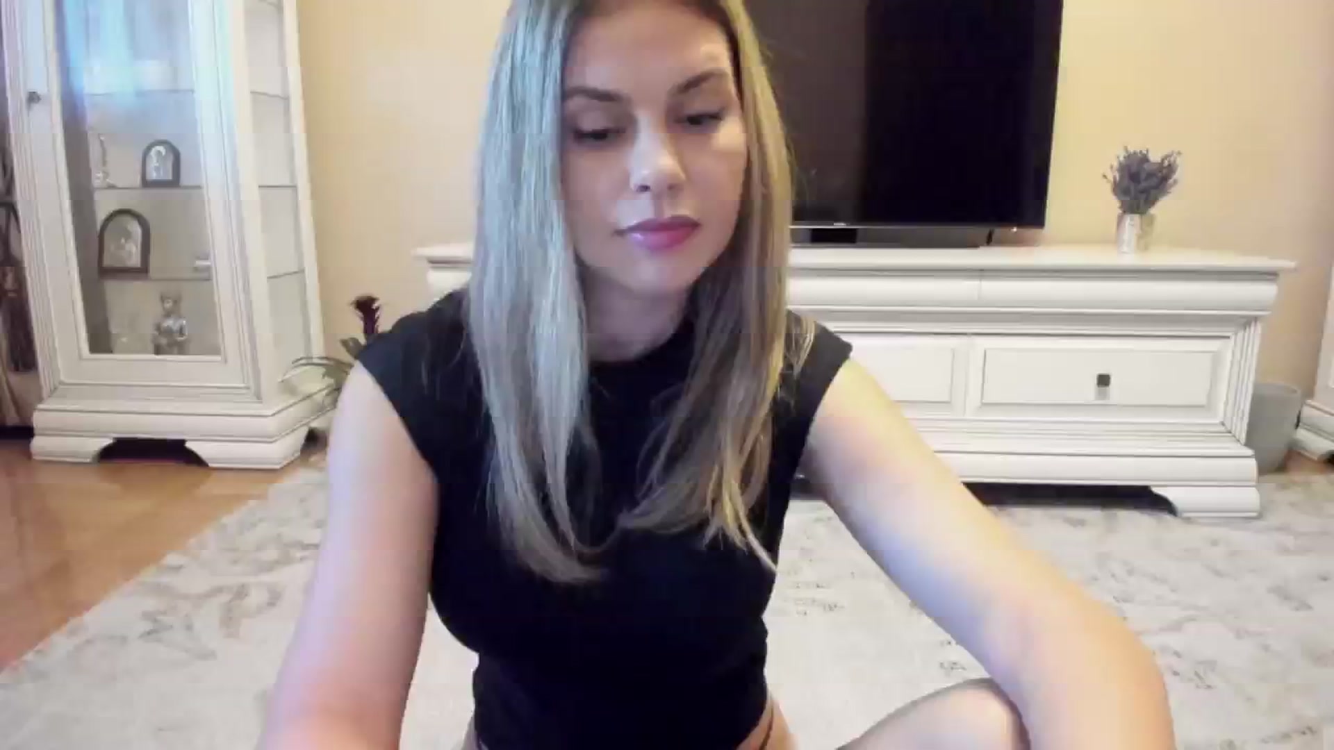 Gallery image thumbnail from Zamioculcas's myfreecams stream on, 07/15/2024, 03:39 image 6 of 20