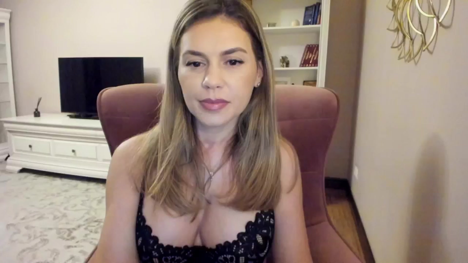 Gallery image thumbnail from Zamioculcas's myfreecams stream on, 07/26/2024, 23:59 image 3 of 20