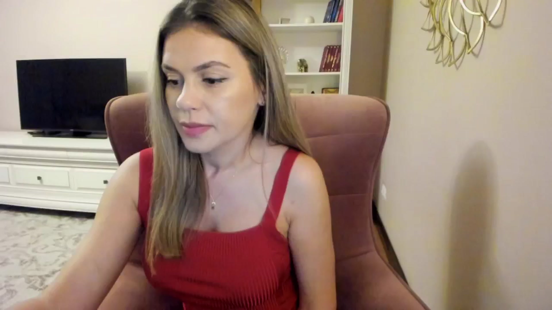 Gallery image thumbnail from Zamioculcas's myfreecams stream on, 08/14/2024, 21:21 image 13 of 20