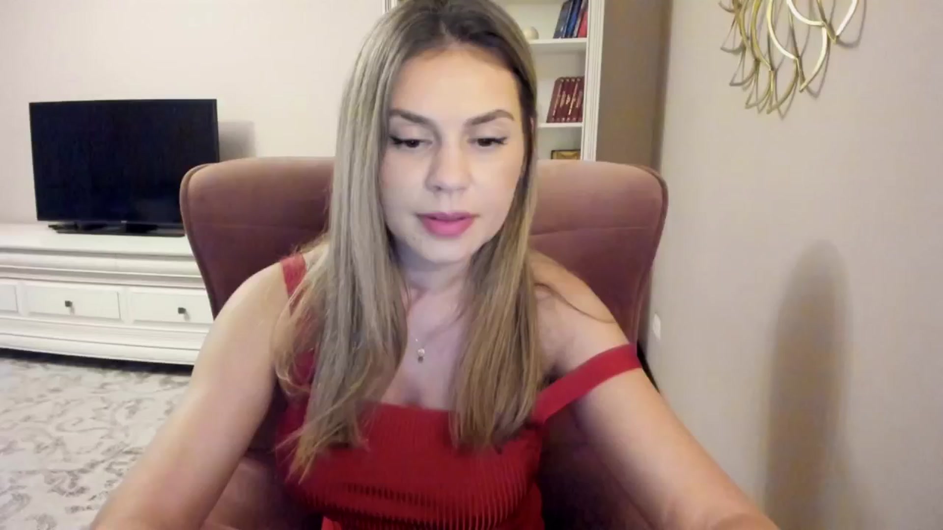 Gallery image thumbnail from Zamioculcas's myfreecams stream on, 08/14/2024, 21:21 image 12 of 20