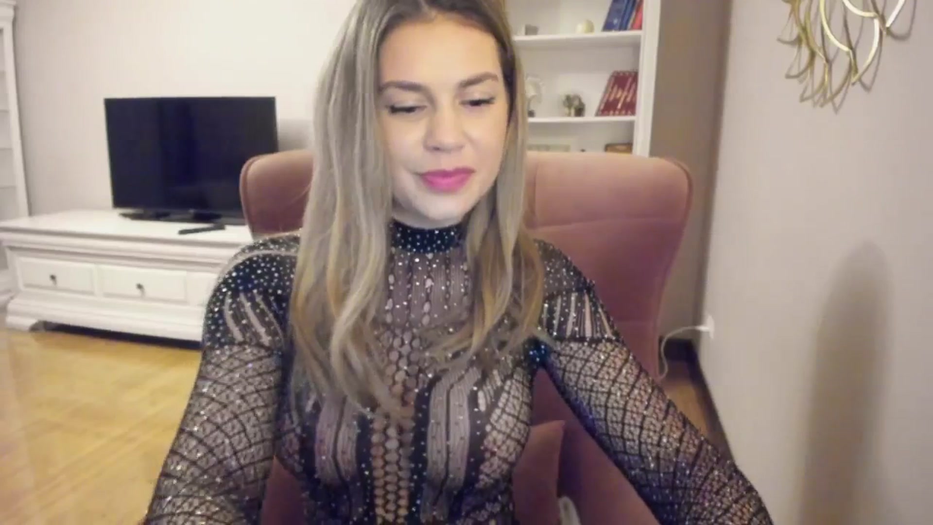 Gallery image thumbnail from Zamioculcas's myfreecams stream on, 09/05/2024, 02:43 image 18 of 20