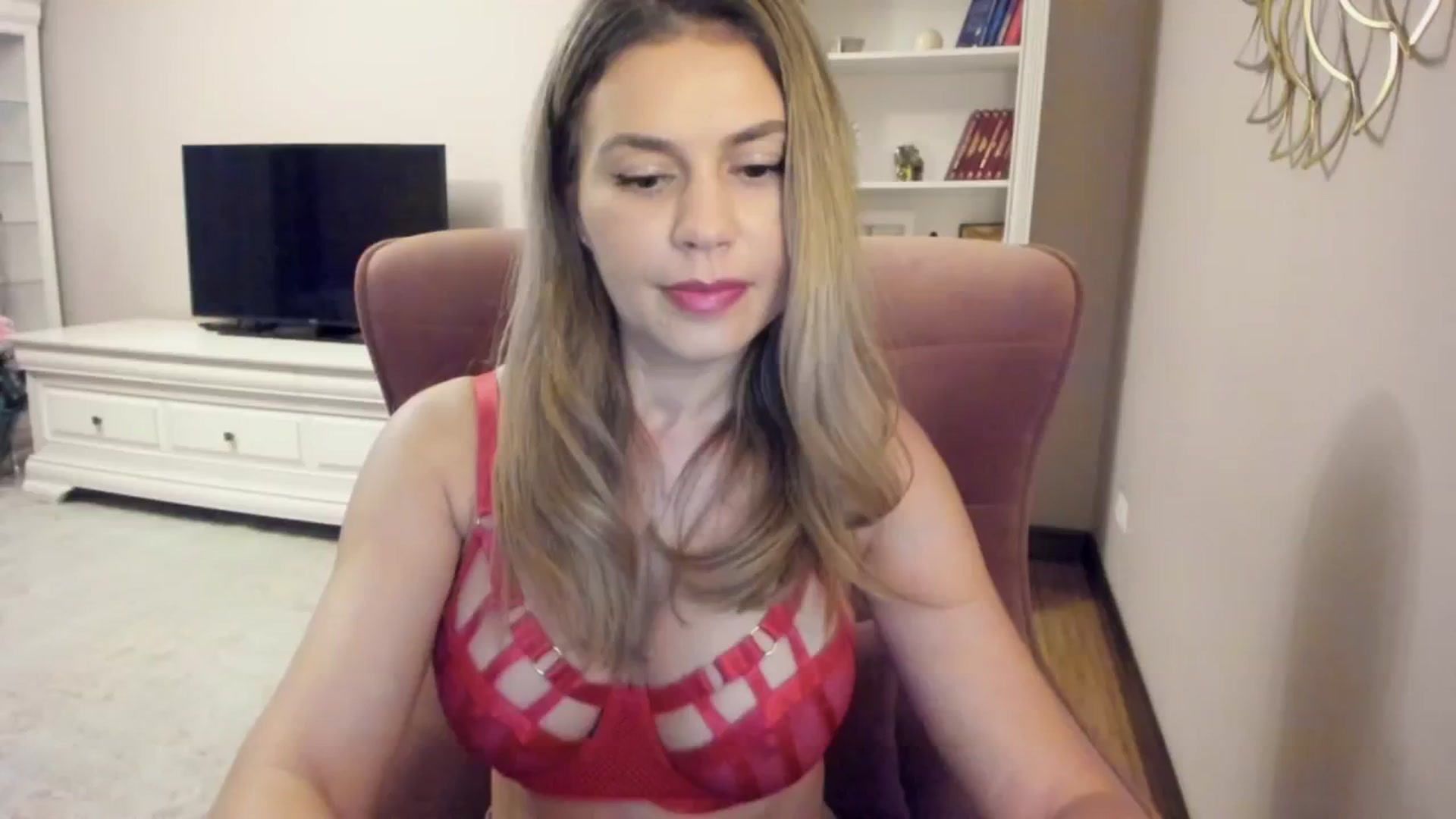 Gallery image thumbnail from Zamioculcas's myfreecams stream on, 09/06/2024, 04:48 image 5 of 20