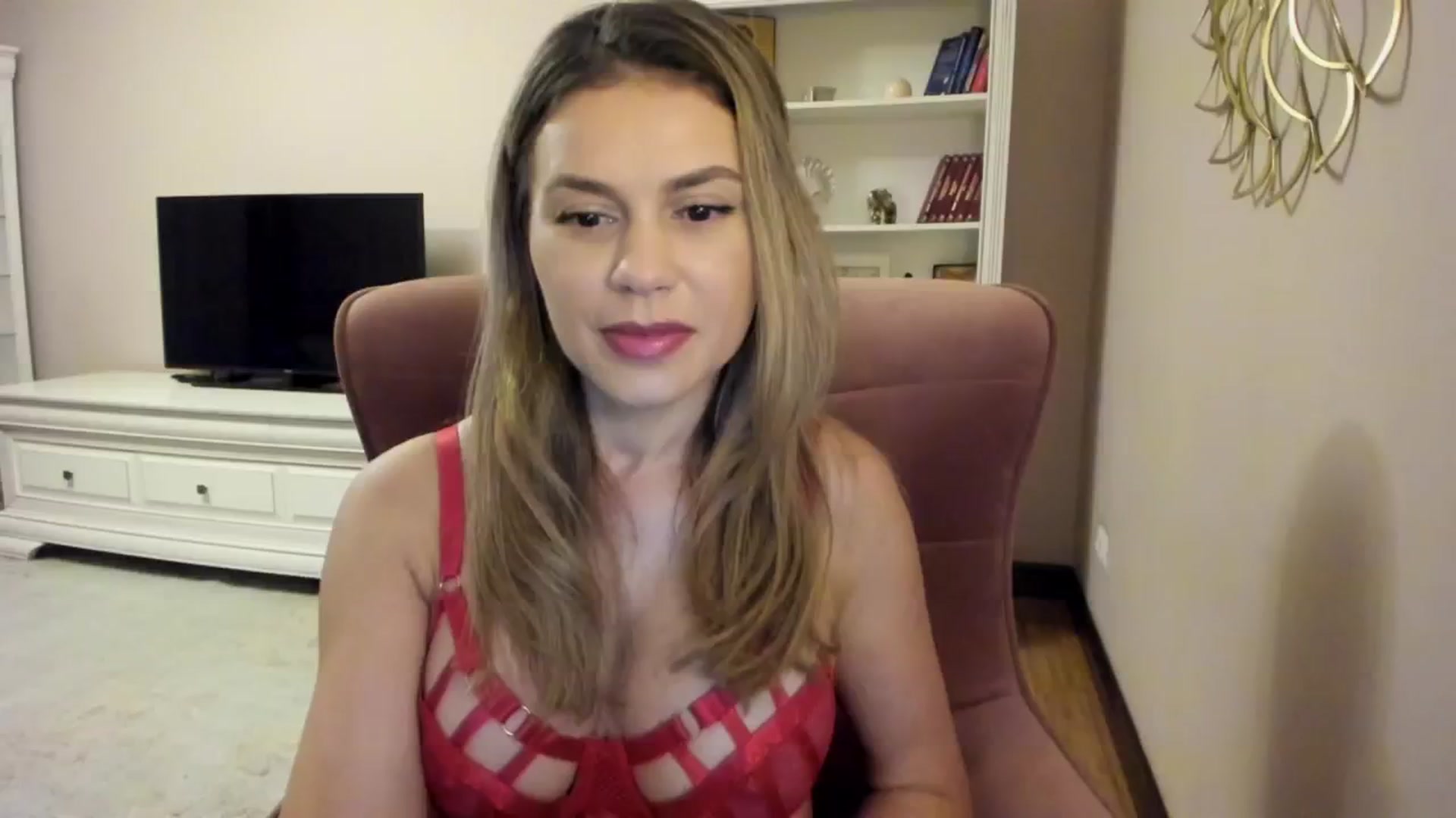 Gallery image thumbnail from Zamioculcas's myfreecams stream on, 09/06/2024, 04:48 image 4 of 20