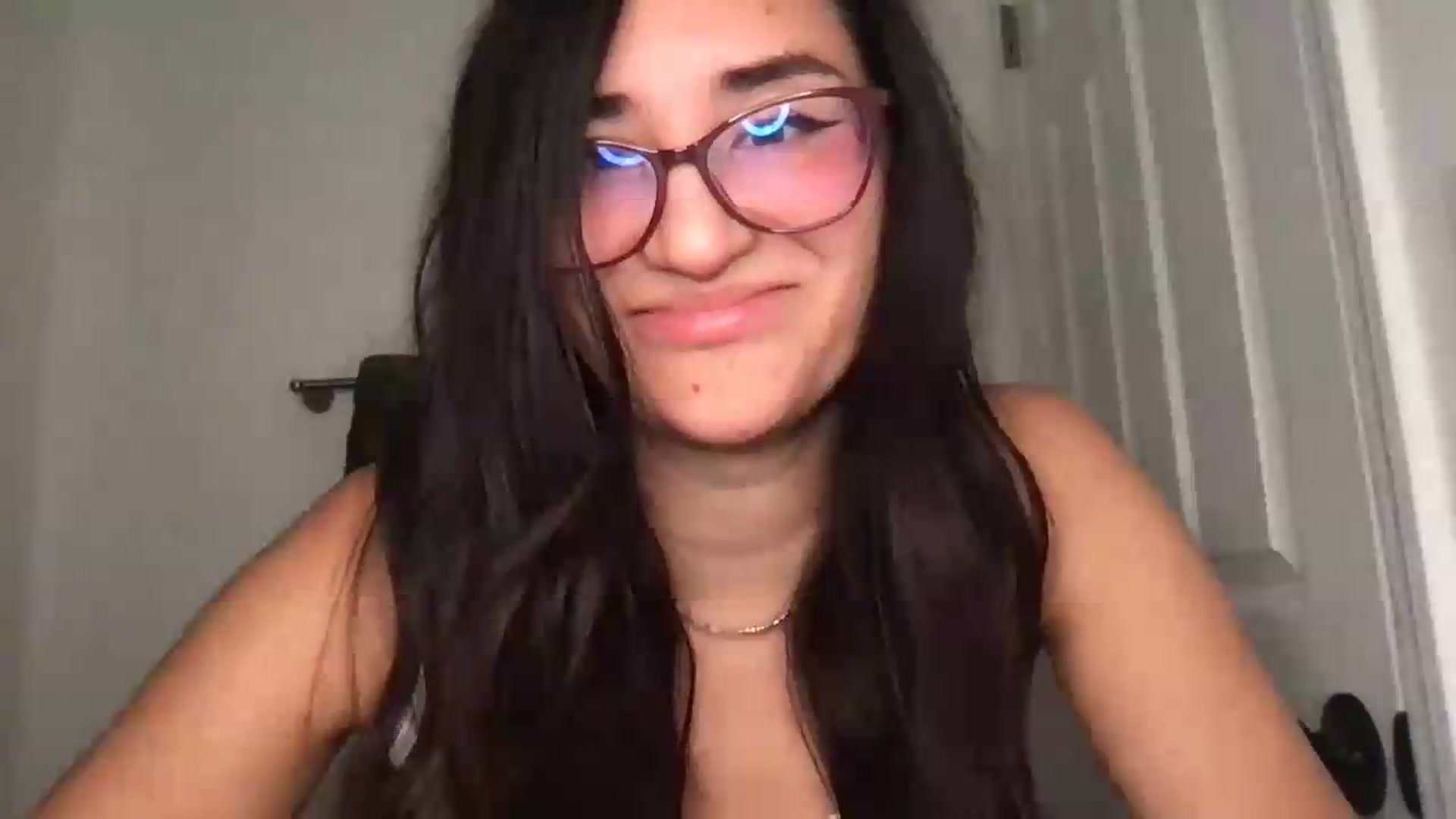 Gallery image thumbnail from ZaraBabes's myfreecams stream on, 07/13/2026, 04:07 image 7 of 20