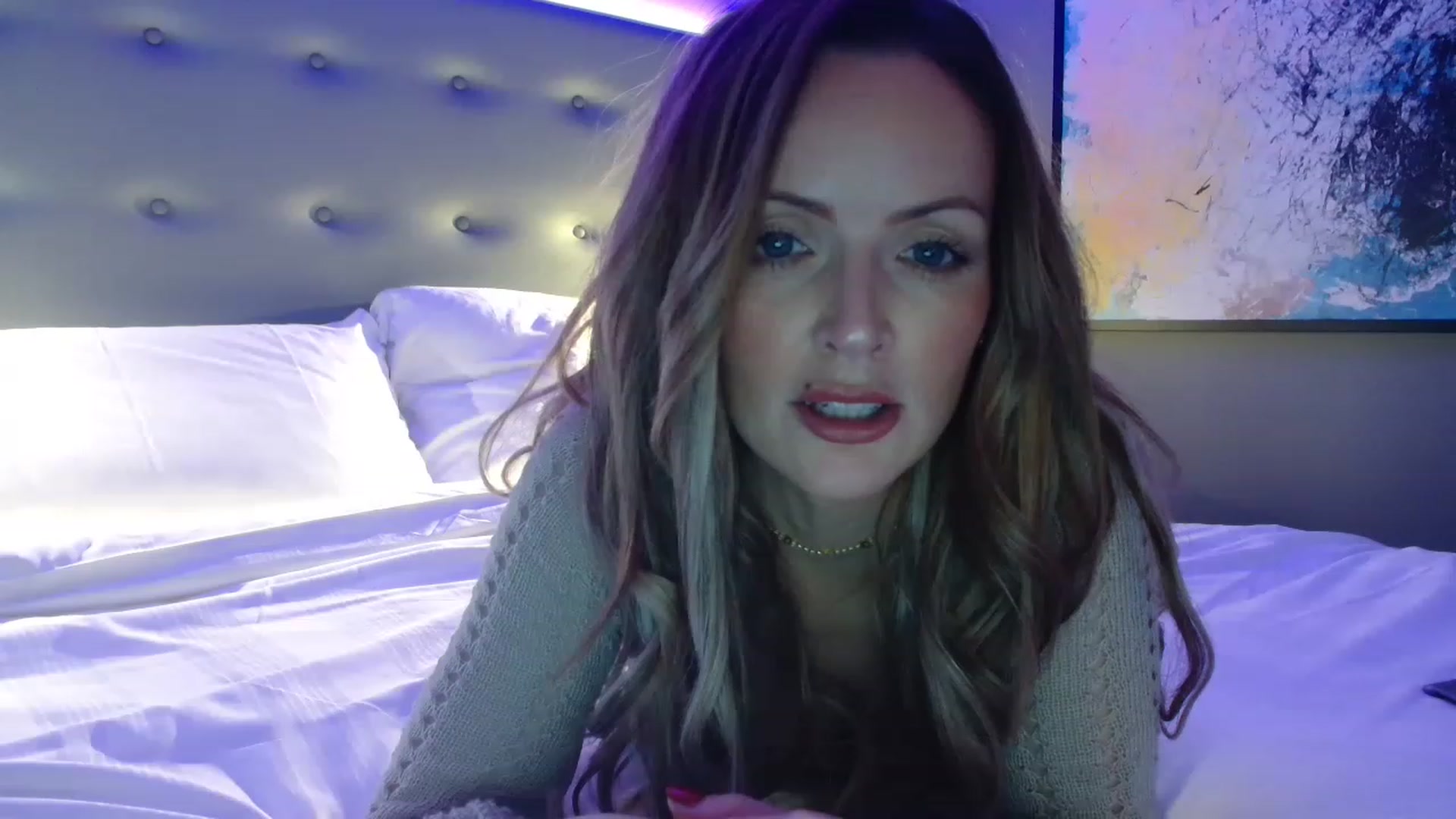 Gallery image thumbnail from Zara_oxox's myfreecams stream on, 11/26/2022, 02:09 image 2 of 20