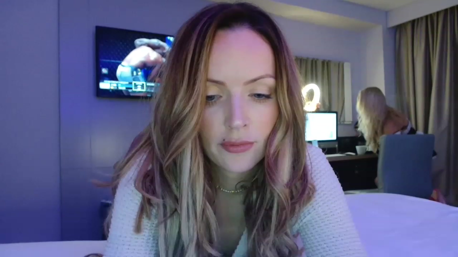 Gallery image thumbnail from Zara_oxox's myfreecams stream on, 11/26/2022, 02:09 image 20 of 20