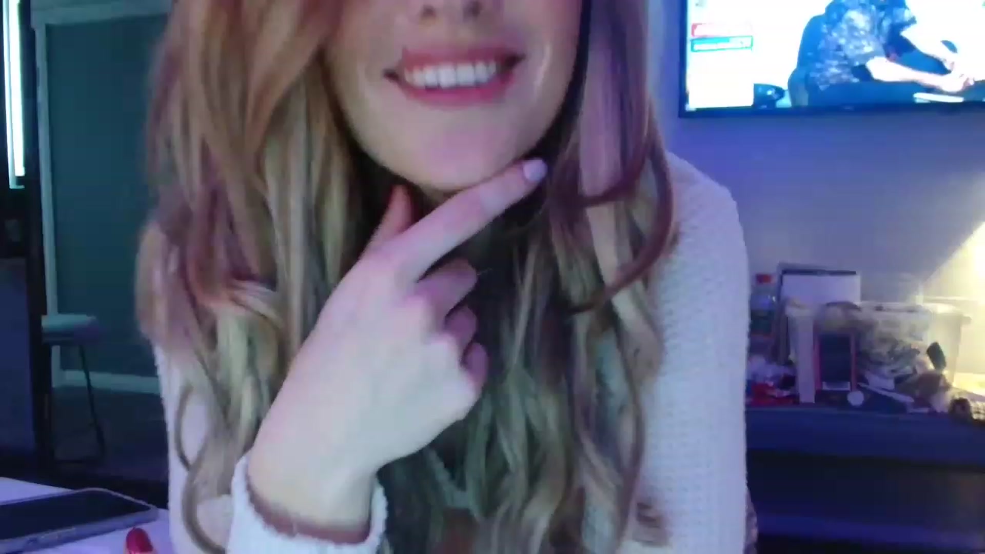 Gallery image thumbnail from Zara_oxox's myfreecams stream on, 11/26/2022, 02:09 image 15 of 20