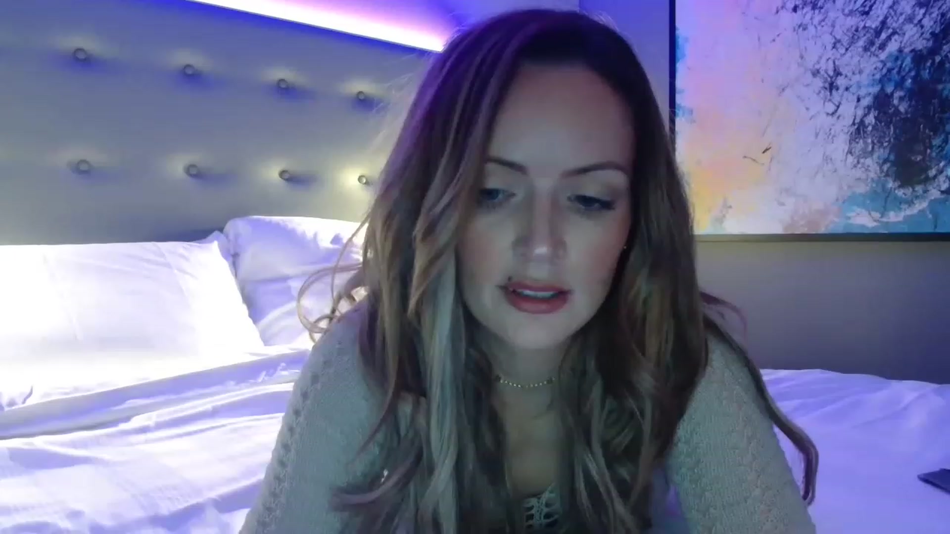 Gallery image thumbnail from Zara_oxox's myfreecams stream on, 11/26/2022, 02:09 image 1 of 20