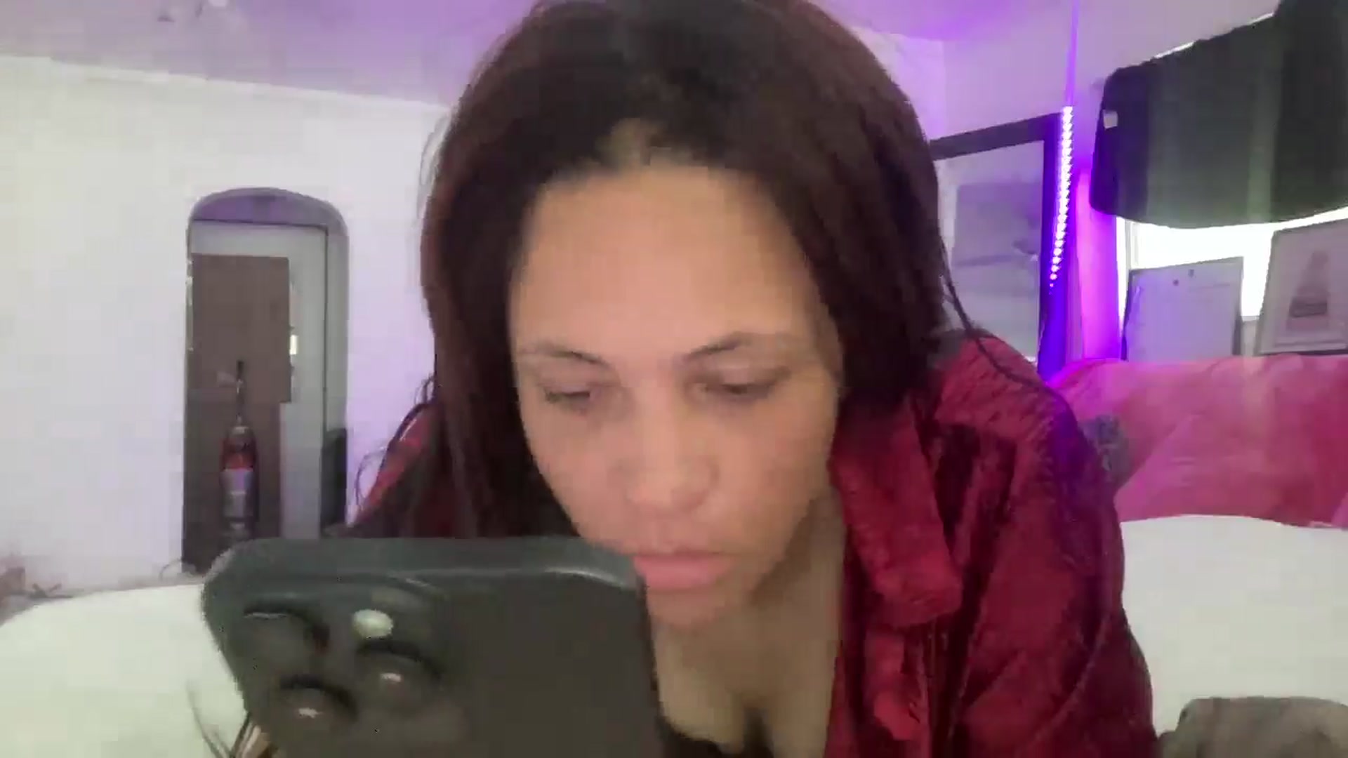 Gallery image thumbnail from Zaralune's myfreecams stream on, 11/24/2025, 16:52 image 20 of 20