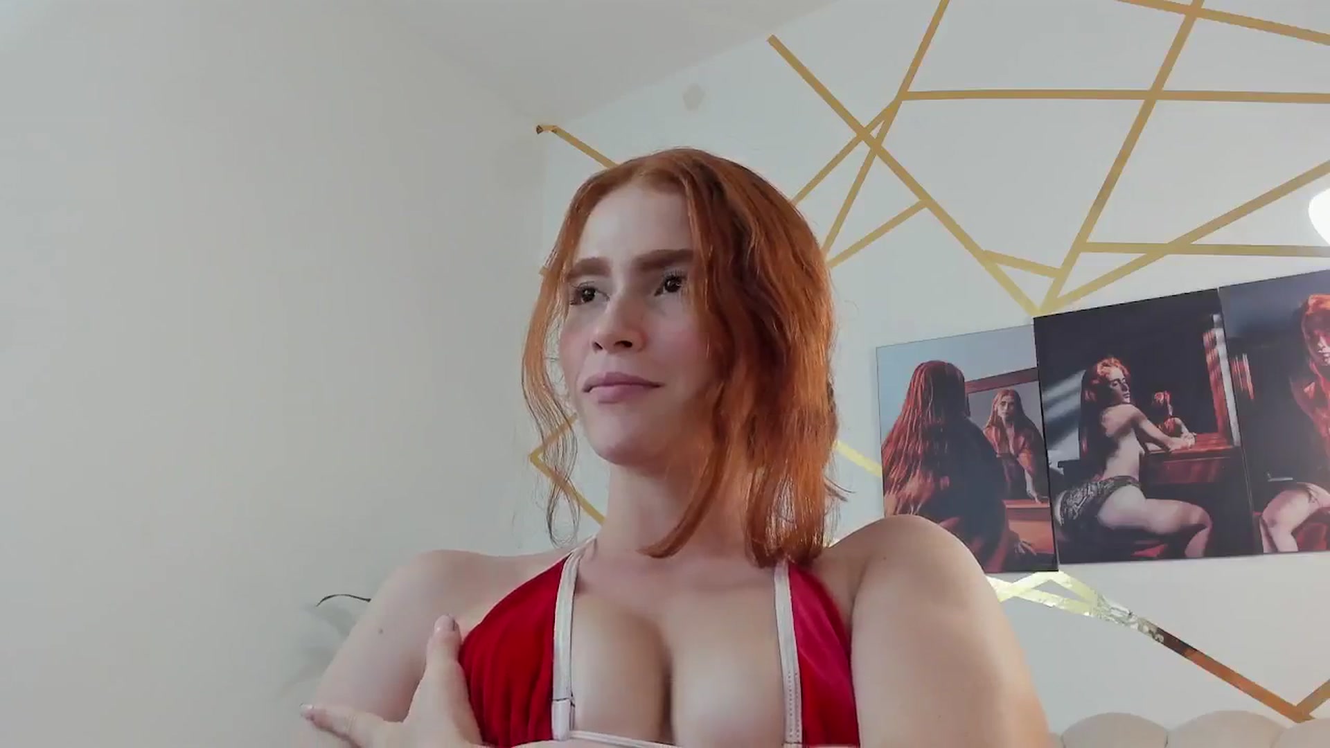 Gallery image thumbnail from Zathanna's myfreecams stream on, 12/27/2024, 05:04 image 16 of 20