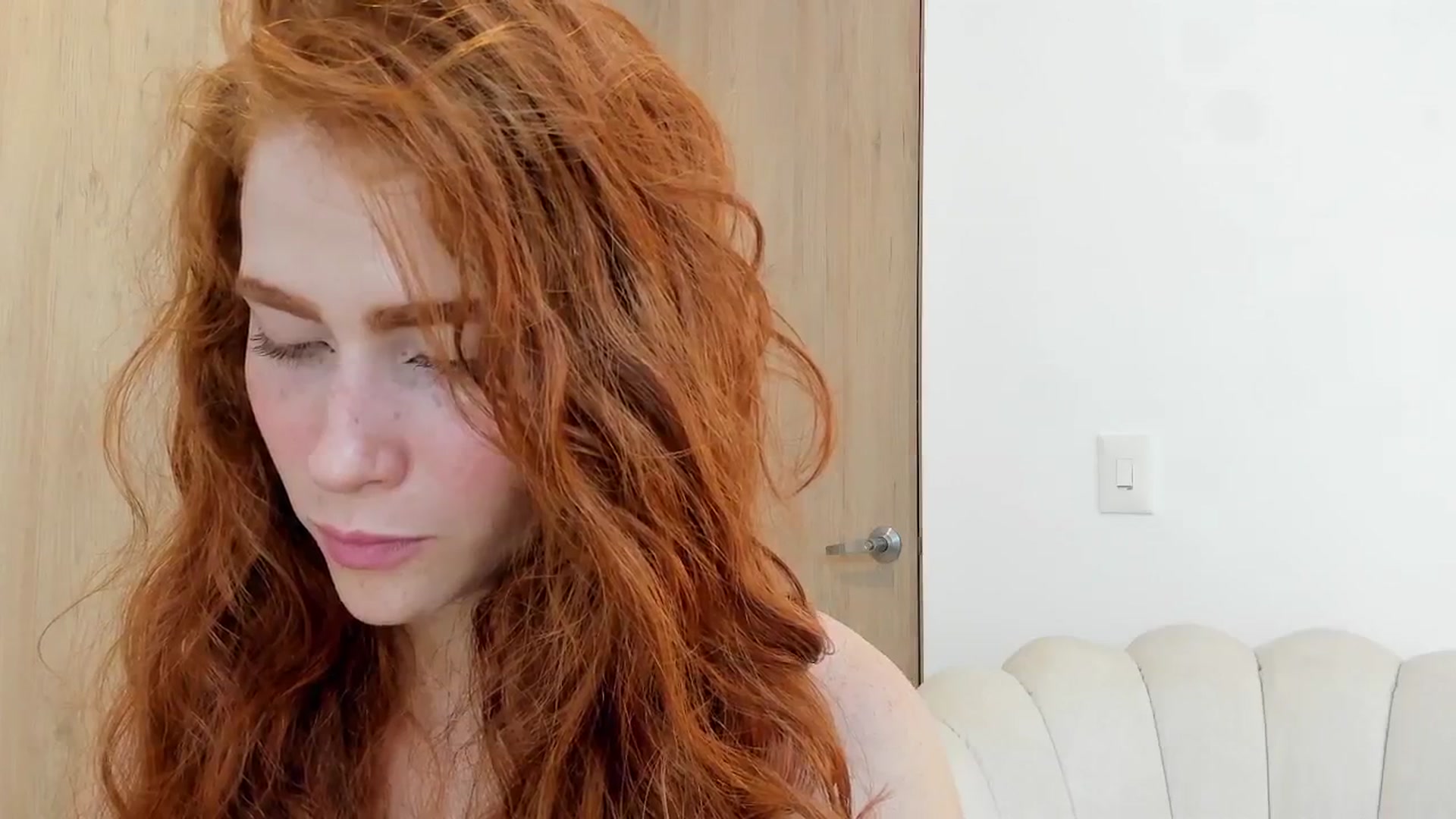 Gallery image thumbnail from Zathanna's myfreecams stream on, 03/28/2025, 02:29 image 10 of 20