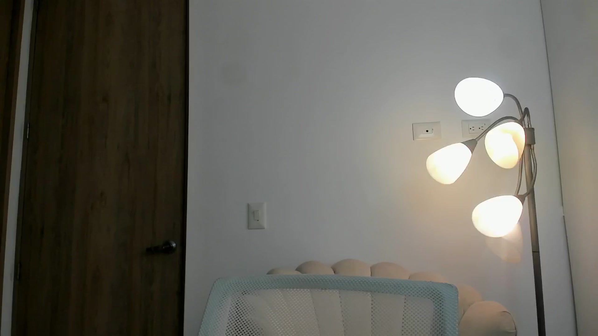 Gallery image thumbnail from Zathanna's myfreecams stream on, 04/15/2025, 04:53 image 19 of 20