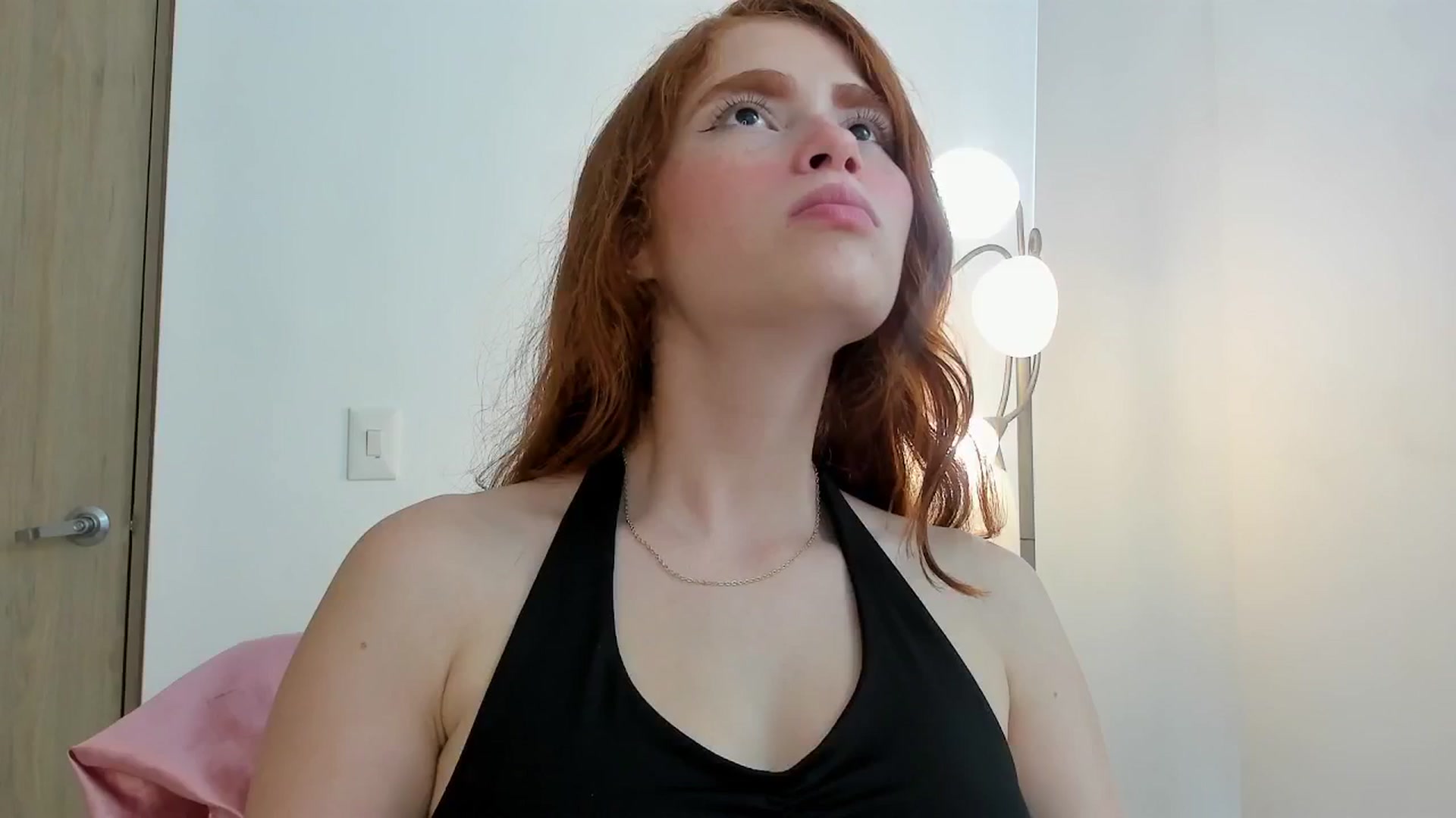 Gallery image thumbnail from Zathanna's myfreecams stream on, 04/18/2025, 20:24 image 2 of 20