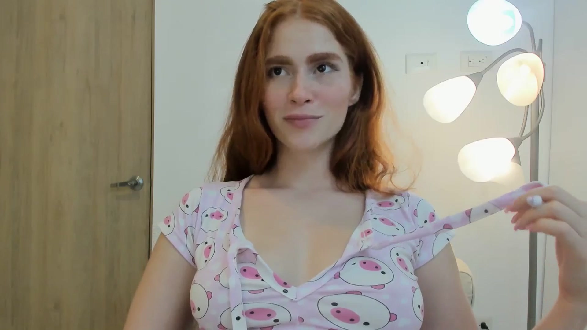 Gallery image thumbnail from Zathanna's myfreecams stream on, 04/20/2025, 23:06 image 8 of 20