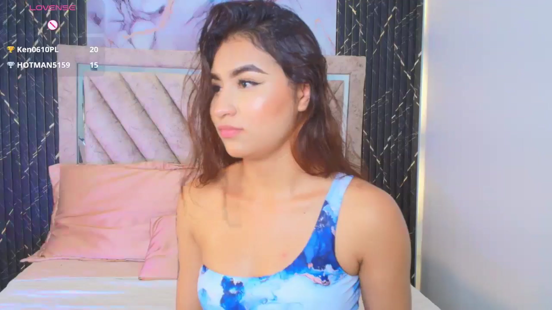 Gallery image thumbnail from Zayda's myfreecams stream on, 06/04/2025, 01:35 image 2 of 20