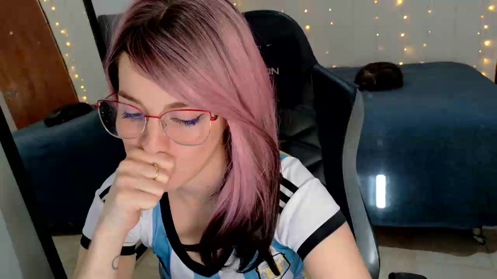 Gallery image thumbnail from Zefyra1's myfreecams stream on, 07/07/2026, 18:47 image 6 of 20